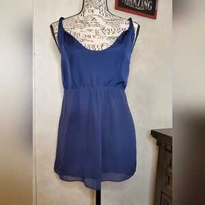 Banana Republic Elegant 100% Silk Blue Sleeveless Top.  Size:S